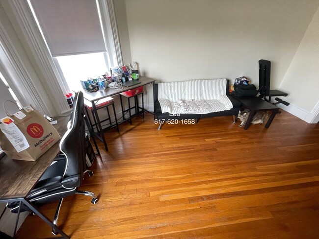 Building Photo - NO FEE***SEPT Incredible 1bed in Allston! ...