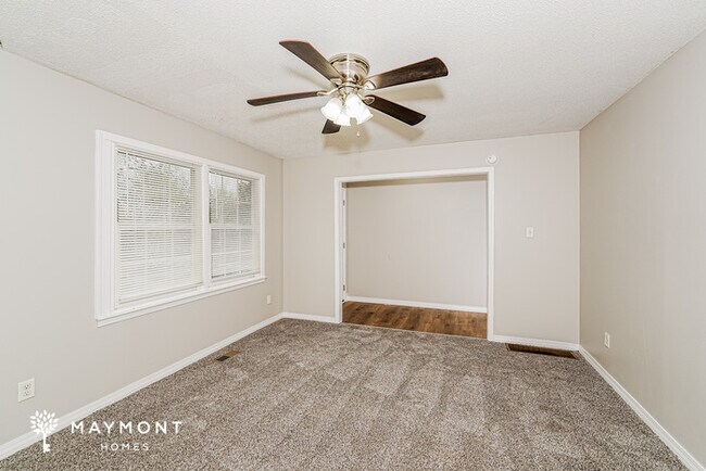 Foto del edificio - 908 Kathryne Cir