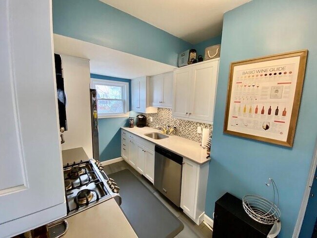 Foto del edificio - 4 Curry Ave