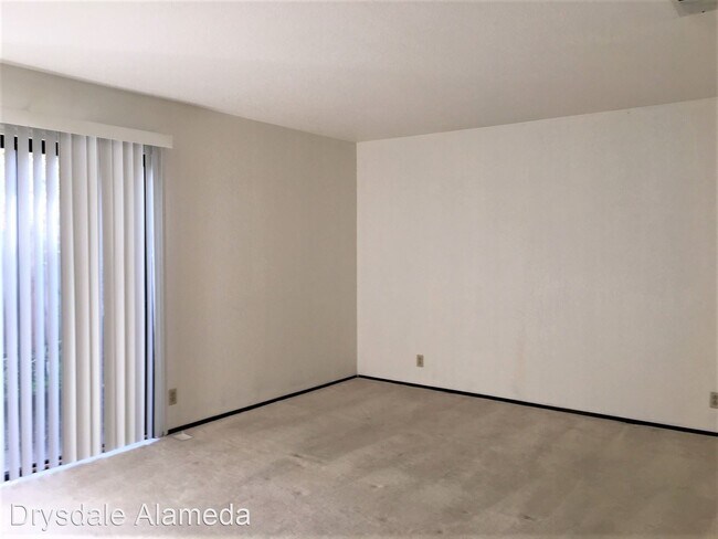 Building Photo - 3 br, 2 bath House - 222 Stanbridge Ct