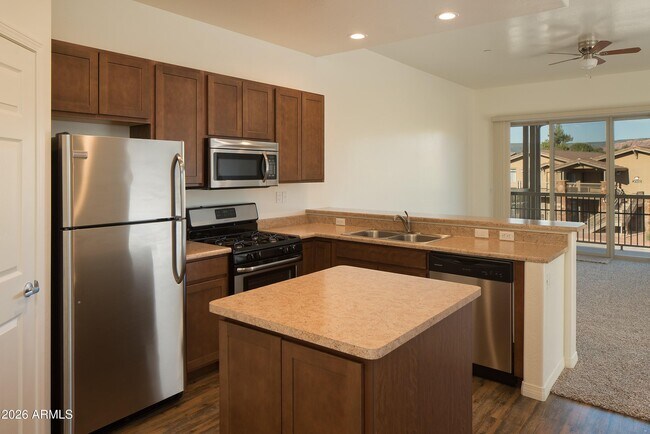 Foto del edificio - 1900 Kestrel Cir