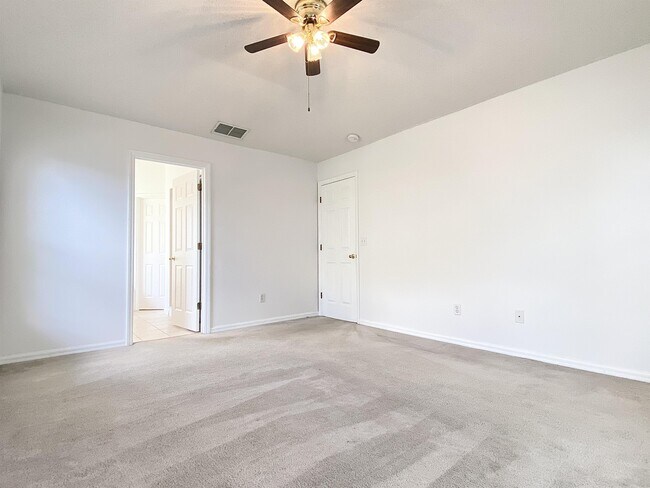 Building Photo - 8447 Secret Key Cove