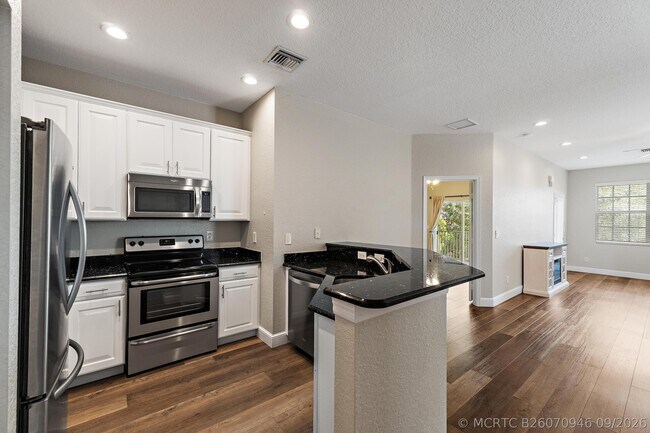 Foto del edificio - 1561 SE Wilshire Pl