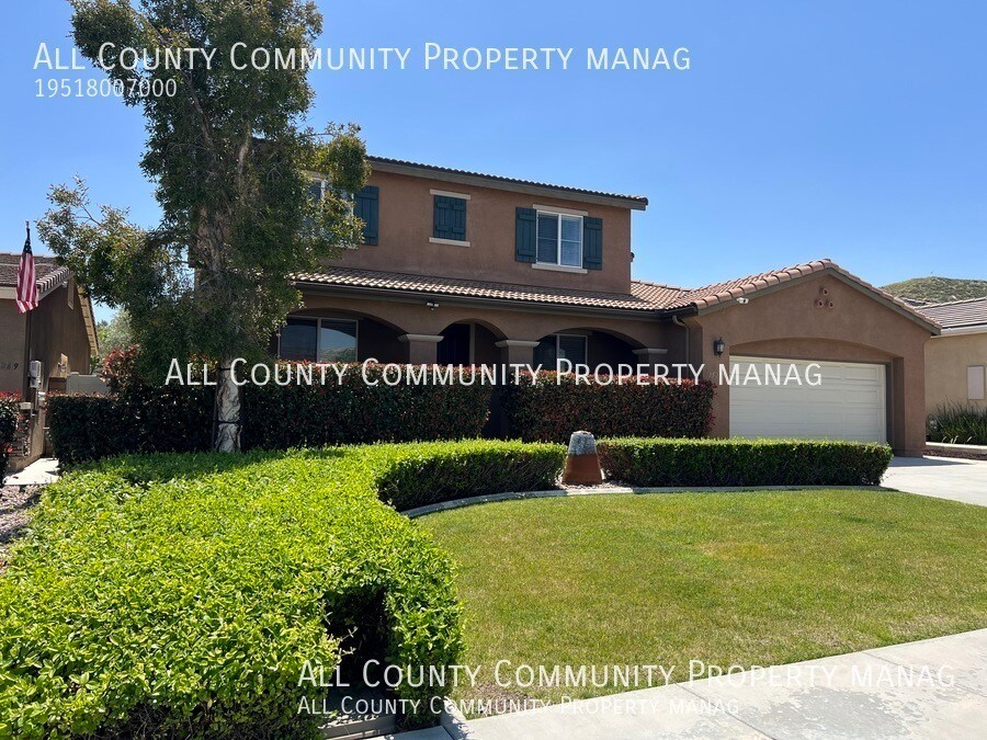 Foto principal - 25255 High Plains Ct