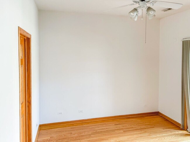 Foto del edificio - 2714 N Wayne Ave