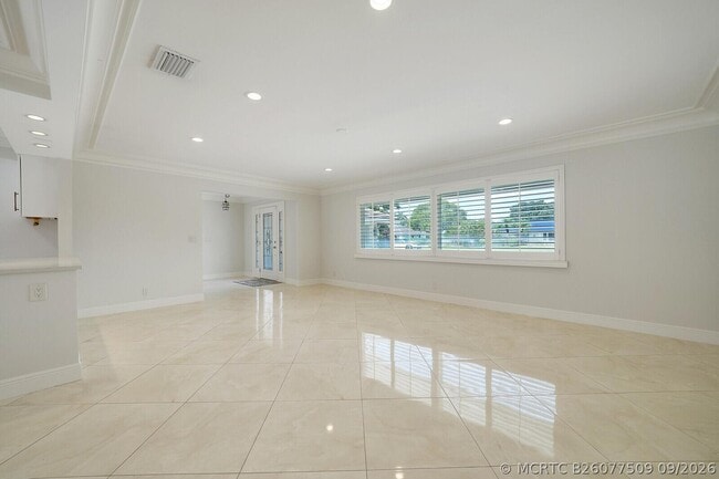 Foto del edificio - 408 S Country Club Dr