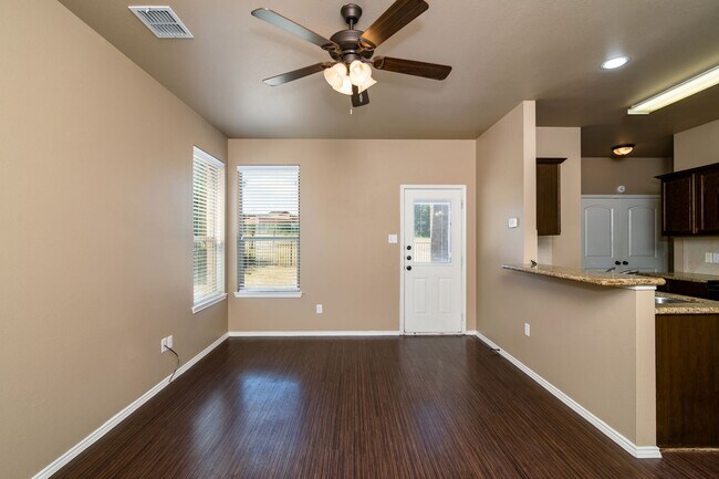Foto del edificio - 1430 Piedmont Dr