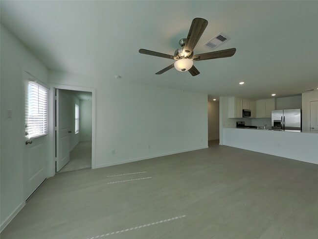 Building Photo - 1314 Gamagrass Dr