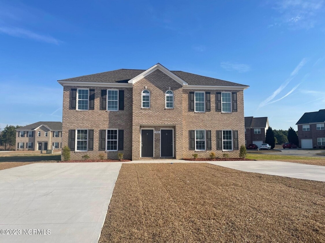3905 Junipine Ct, Winterville, NC 28590 Townhome Rentals in Winterville NC