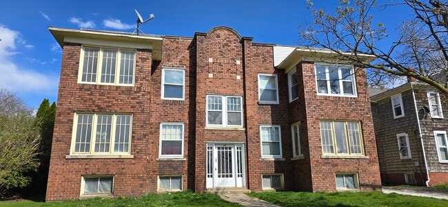 Building Photo - 115 N Chambers St