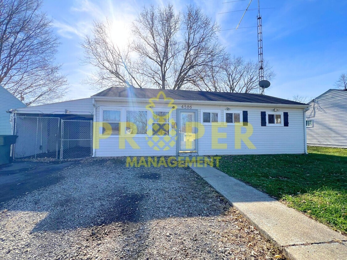 Foto principal - 3 bedrooms 1 bathroom ranch style house