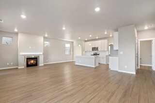 Building Photo - 822 Burwood St SE