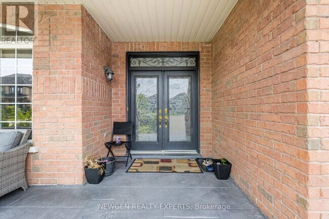 Photo du bâtiment - 30 Rampart Dr