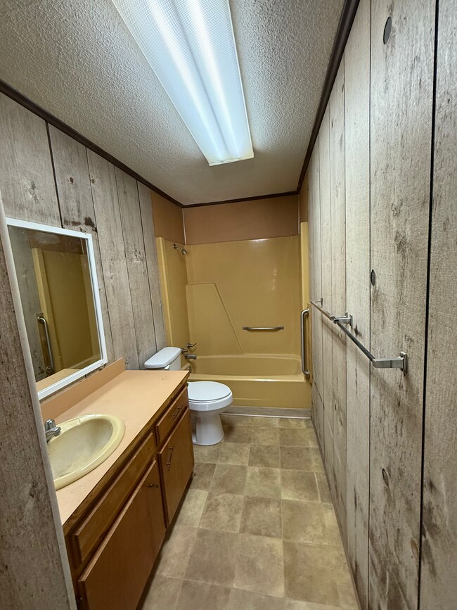Foto del edificio - Oak Ridge Apartment