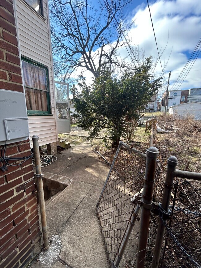 Foto del edificio - 5124 Northland Ave