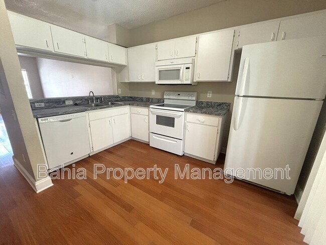 Foto del edificio - 6235 Bayside Key Dr