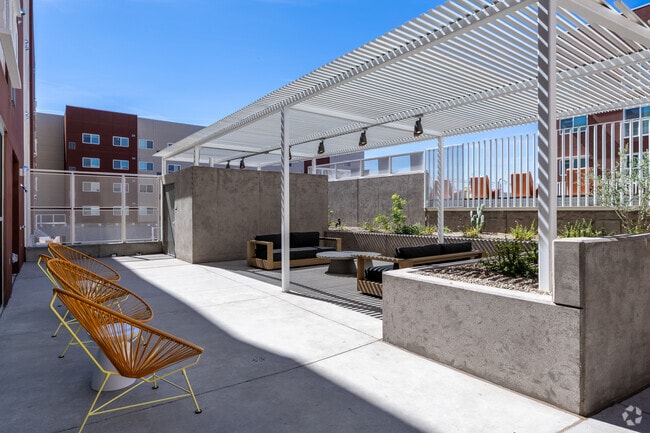 Patio - Residences on Main