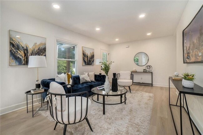 Foto del edificio - 2539 Glendale Cir SE