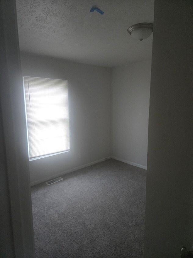 Building Photo - 200 Richards Dr