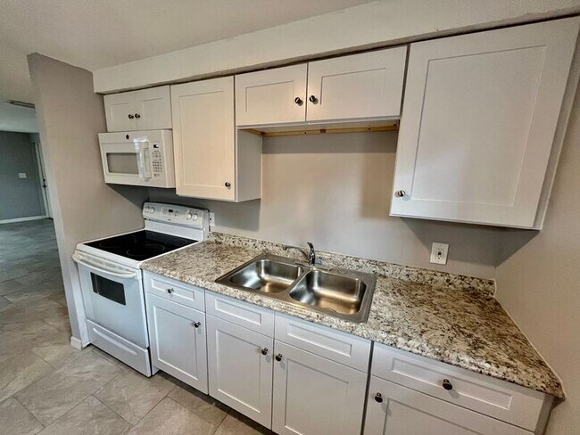 Foto del edificio - 5307 Oakwood Ct