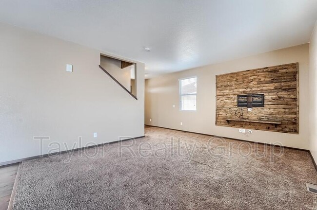 Building Photo - 2273 Saddle Back Ct