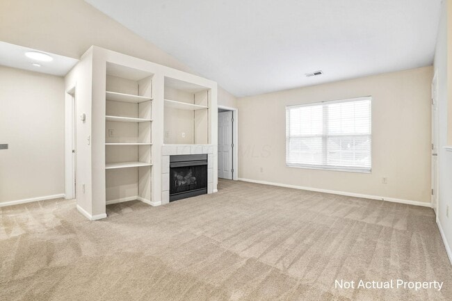 Building Photo - 4913 Stratford Pine Ln