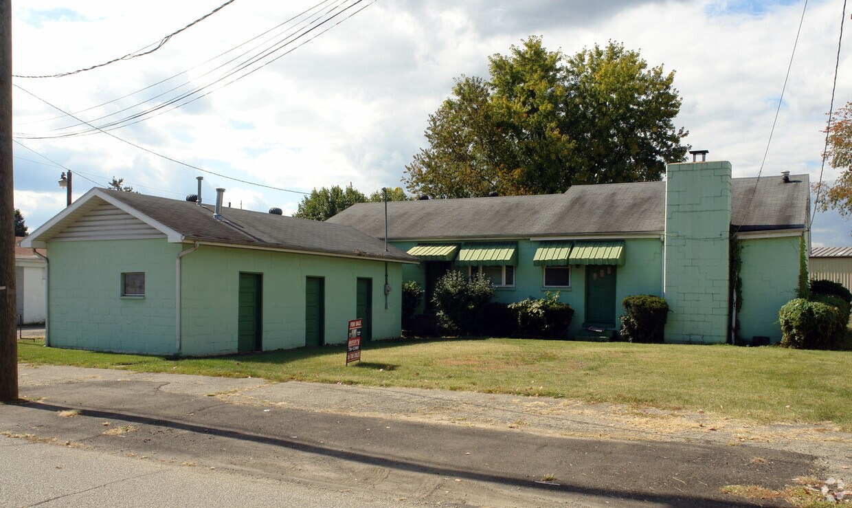 Primary Photo - 250 6th St W
