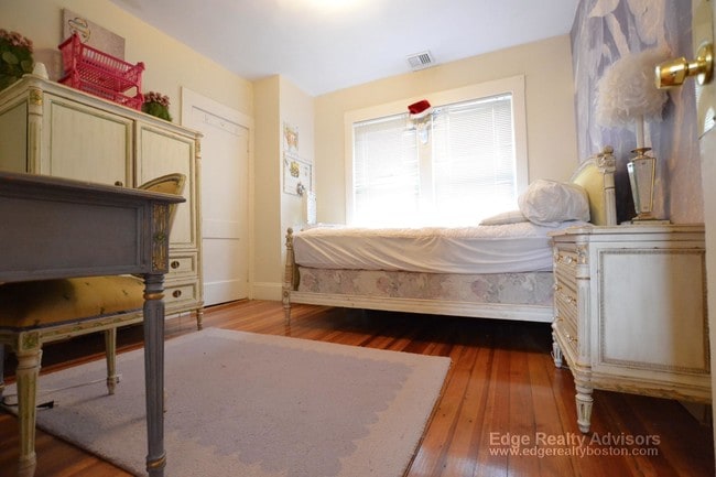 Foto del edificio - 209 Chestnut Hill Ave