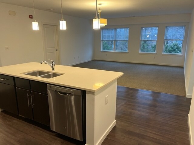 Photo - Maple Ridge - Building B Apartment