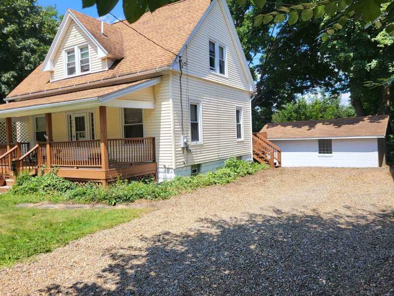 Foto principal - 429 Lake St