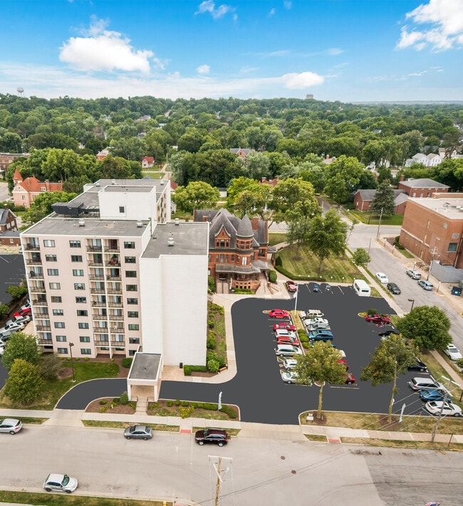 Coventry Apartments Apartments in Rock Island, IL