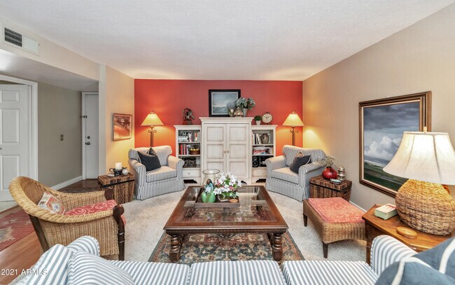 Foto del edificio - 5205 N 24th St