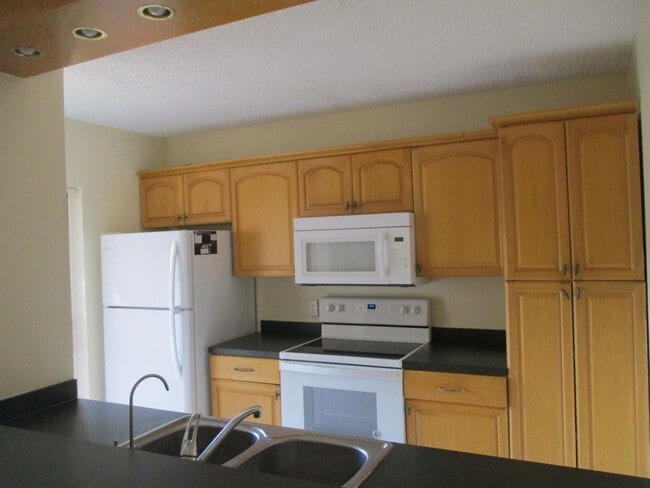 Photo - 145 Heritage Way House