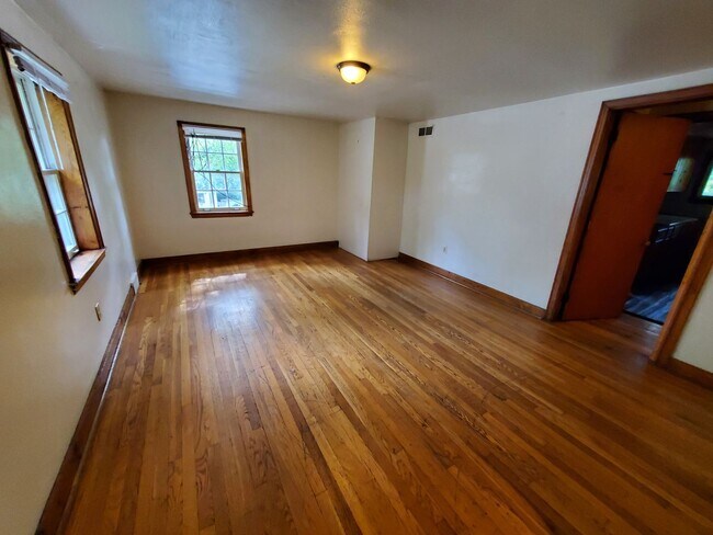 Building Photo - 277 Woodland Drive