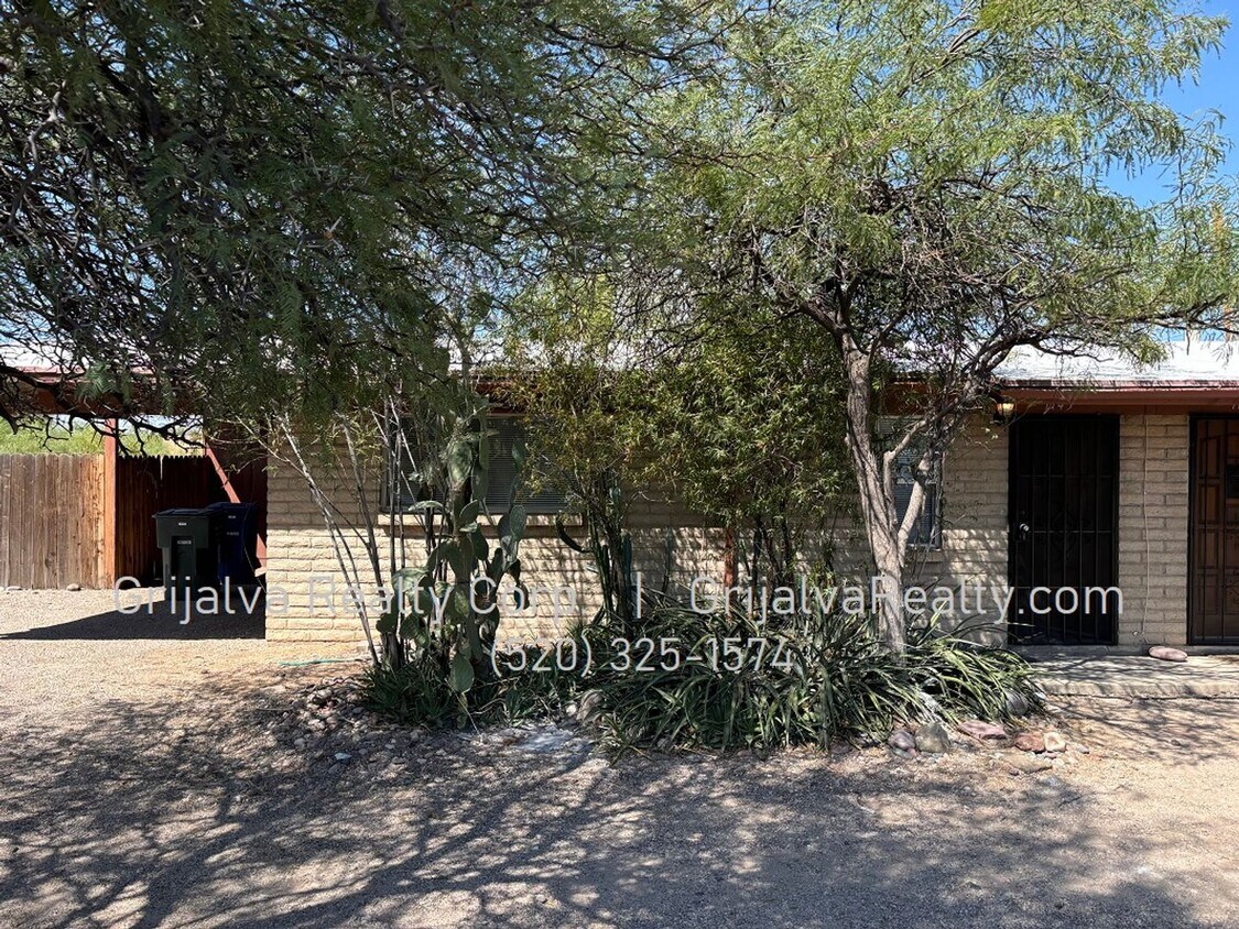 Foto principal - 1143 E Water St