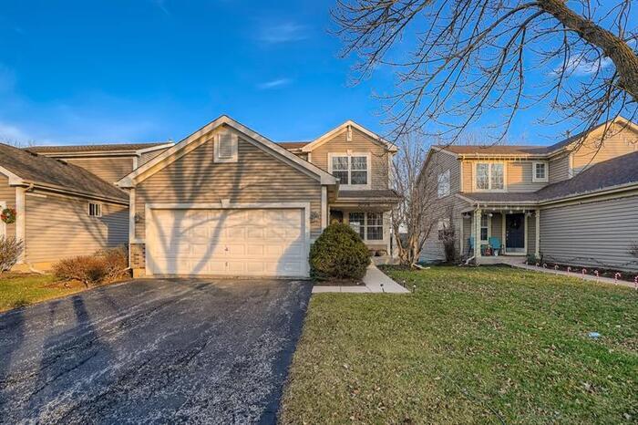 Primary Photo - 1094 Blackburn Dr, Grayslake, IL, 60030