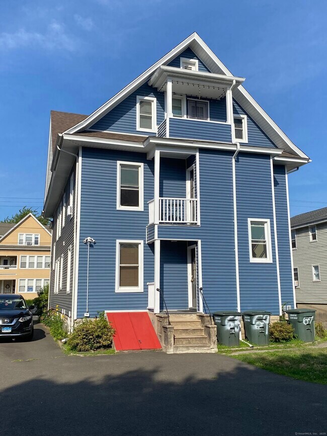 Foto del edificio - 65 Scofield Ave
