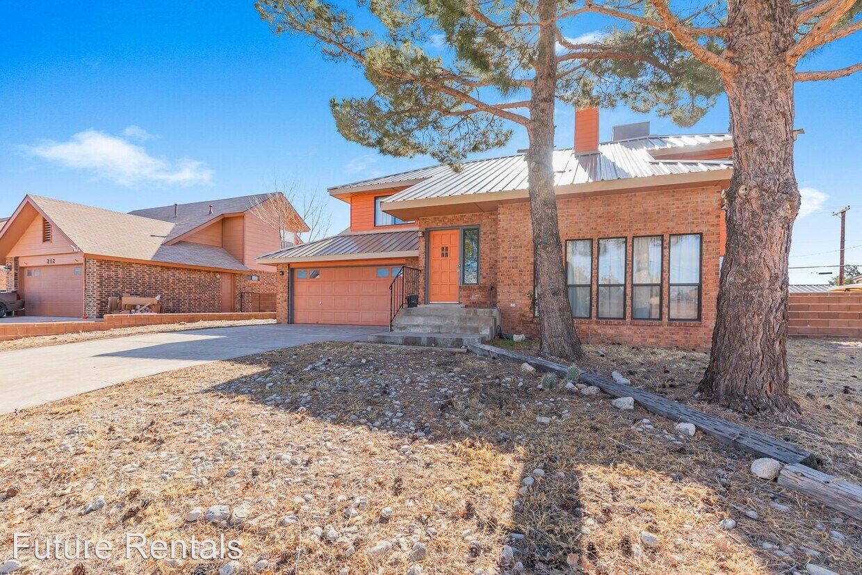 3 br, 2.5 bath House 210 Cottonwood House for Rent in Alamogordo