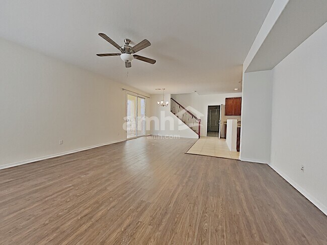 Building Photo - 767 W Paseo Celestial