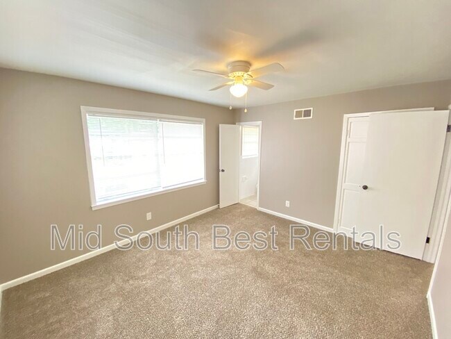 Building Photo - 3411 Lockwood (Raleigh)