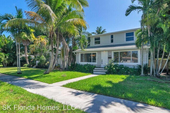 Building Photo - 3 br, 2.5 bath House - 1426 Van Buren St