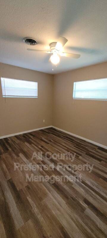 Building Photo - 977 Bouganvillea Dr