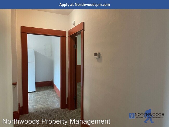 Building Photo - 2 br, 1 bath House - 318 Wagner Creek Rd