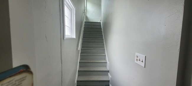 Foto del edificio - 4210 Caroline Ave