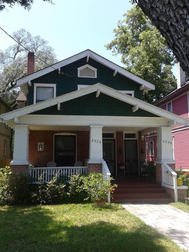 Entrance - 2226 Post St