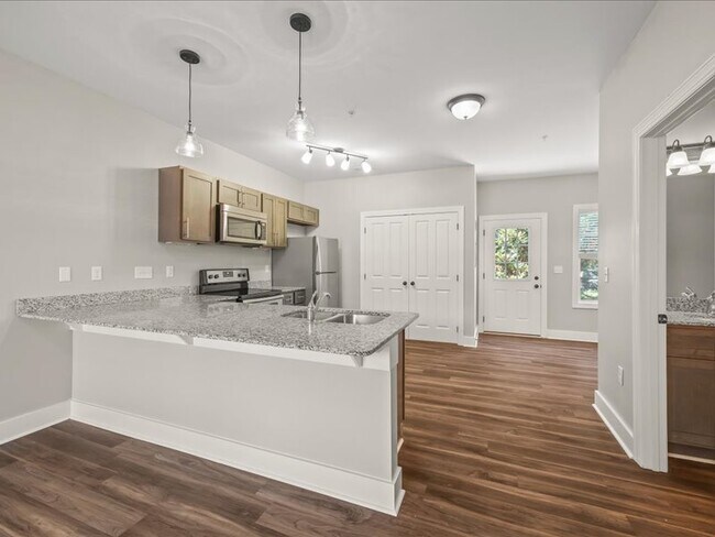 Foto del edificio - 127 N Franklin Ave