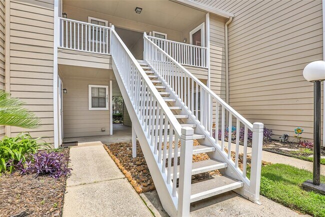 Building Photo - 14911 Wunderlich Dr