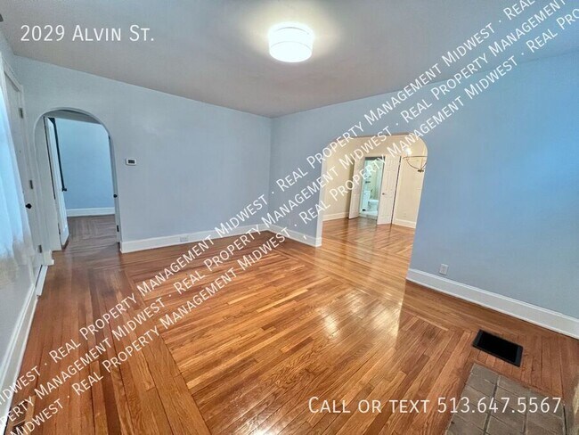 Foto del edificio - 2029 Alvin St