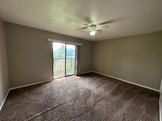 Foto del edificio - 1519 Willow Bend Way