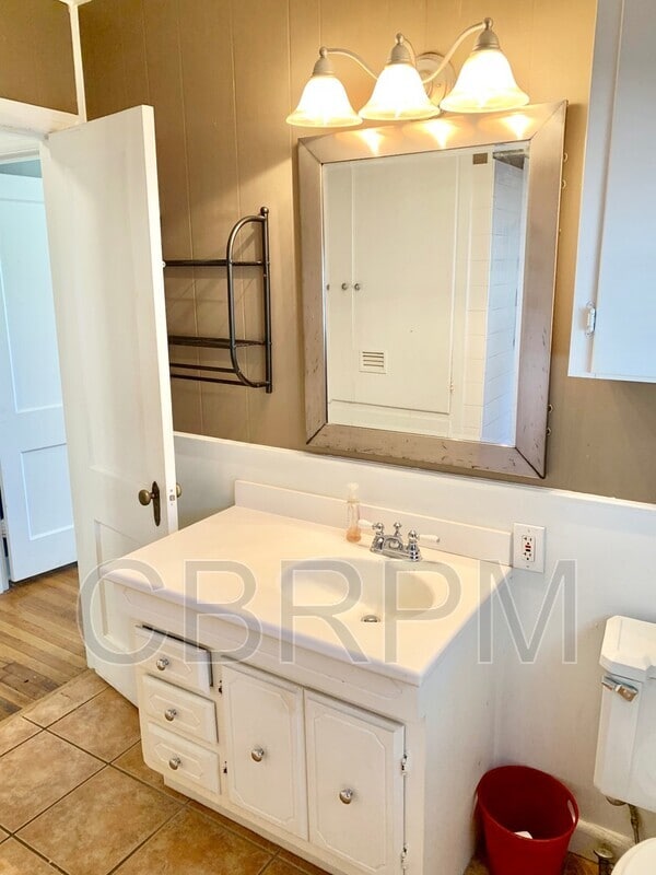 Building Photo - 2707 30th St